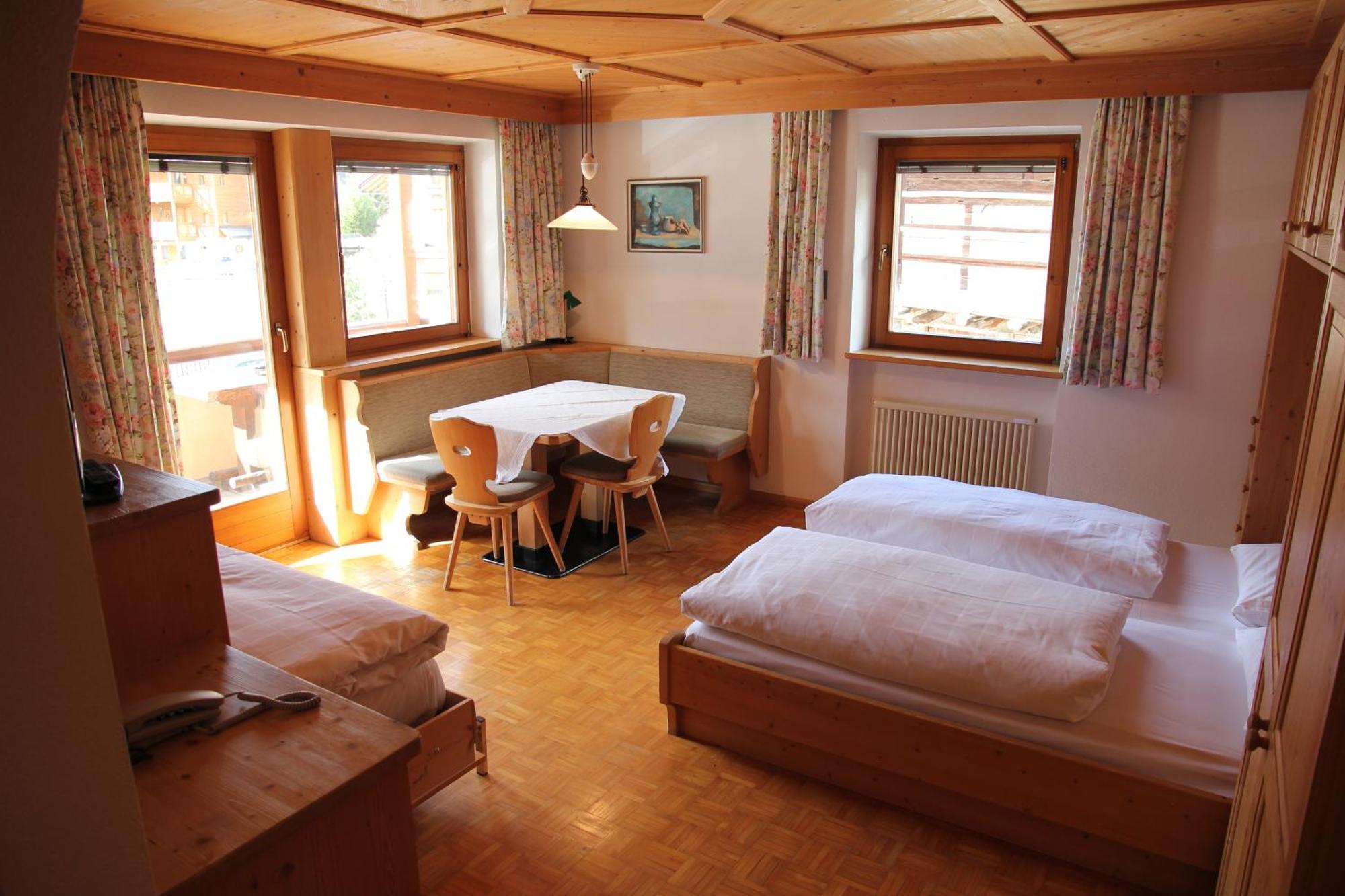 Hotel Cavallino Badia  Zewnętrze zdjęcie